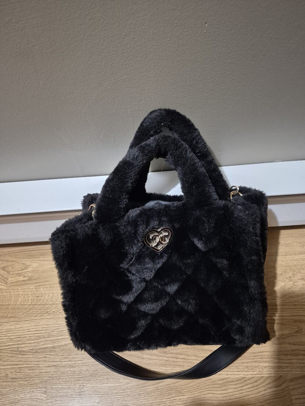 JUICY COUTURE Big Black Faux Fur Tote